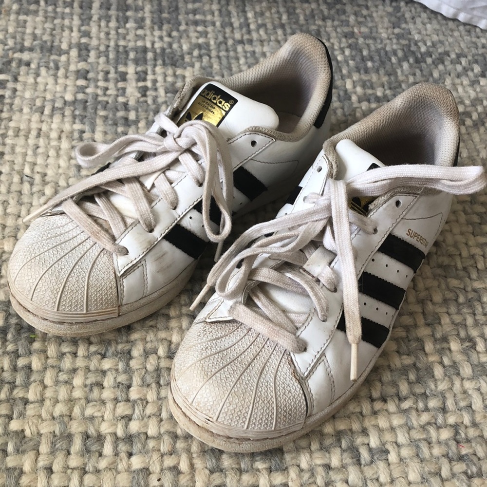 adidas superstars